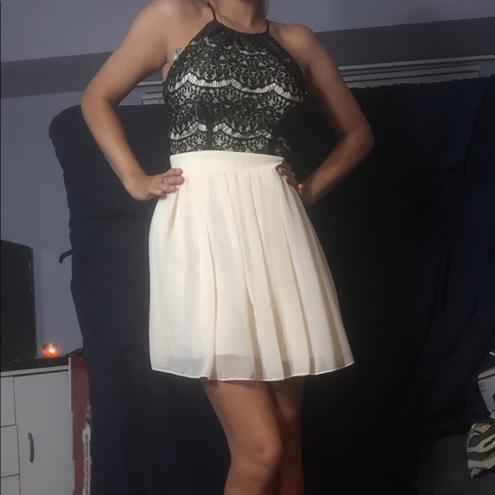 Black and crime mini dress